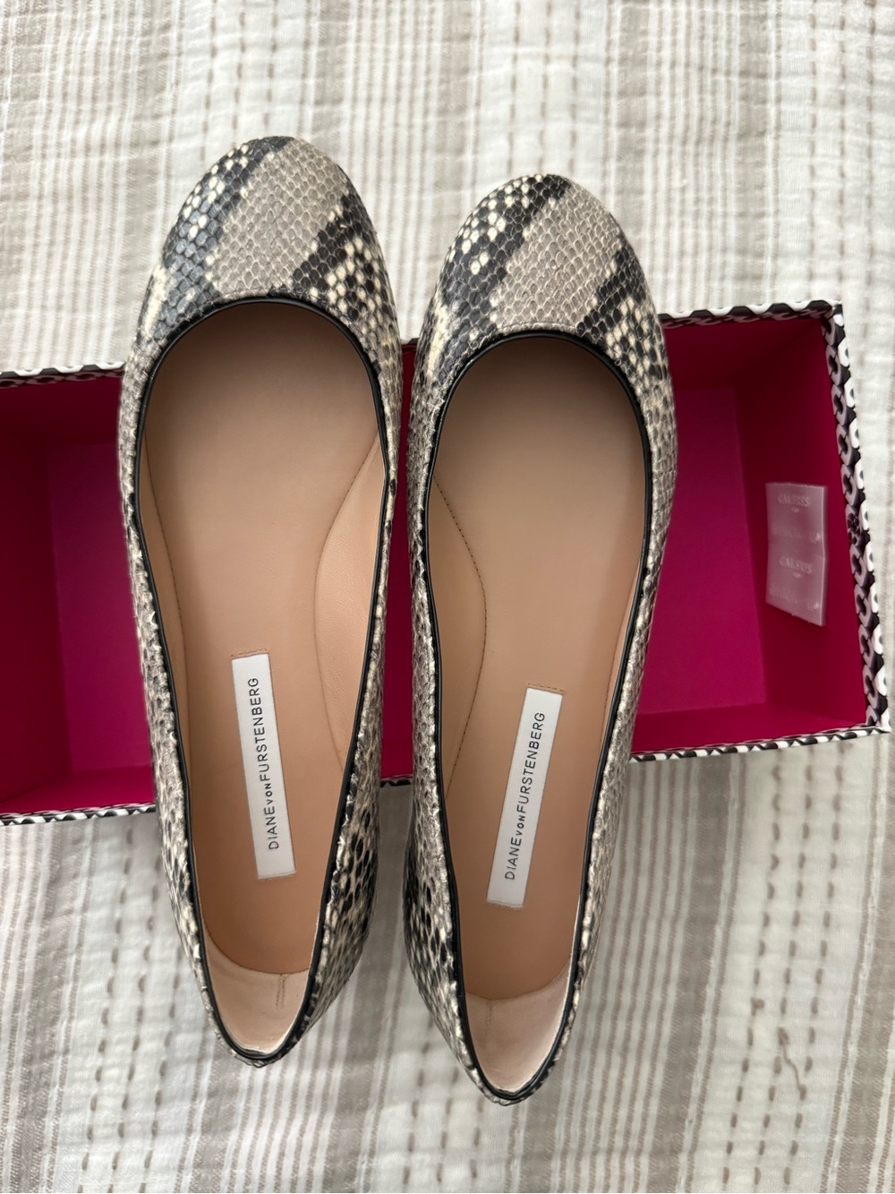 NIB. Diane Von Furstenberg shoes in snake leather